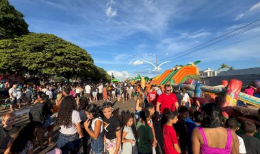 Praça do Avião lota em grande Festa do Dia das Crianças promovida pela Prefeitura de Canarana/MT