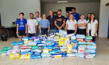 Após sucesso do EcoBike, Canarana entrega fraldas arrecadadas para três entidades do município