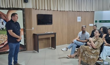 Alunos de Geografia da UFMT visitam Canarana e conhecem potencial econômico do município