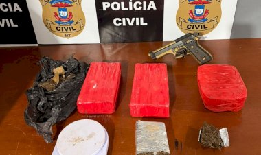 POLÍCIA CIVIL APREENDE DROGAS E PISTOLA SUSPEITA DE TER SIDO USADA EM HOMICÍDIOS EM CANARANA
