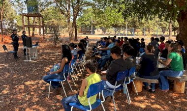 Polícia Militar realiza palestras sobre prevenção à violência contra a mulher em escolas de Canarana