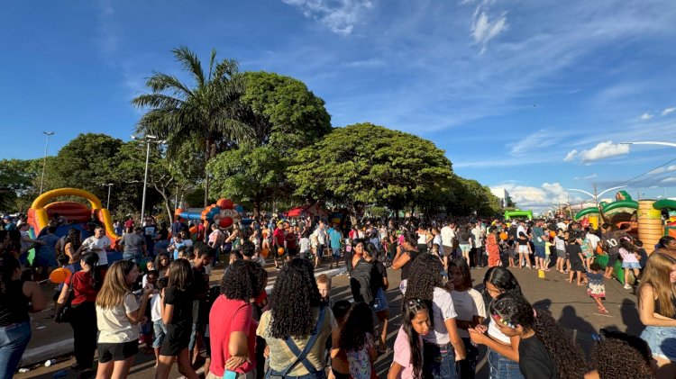 Praça do Avião lota em grande Festa do Dia das Crianças promovida pela Prefeitura de Canarana/MT