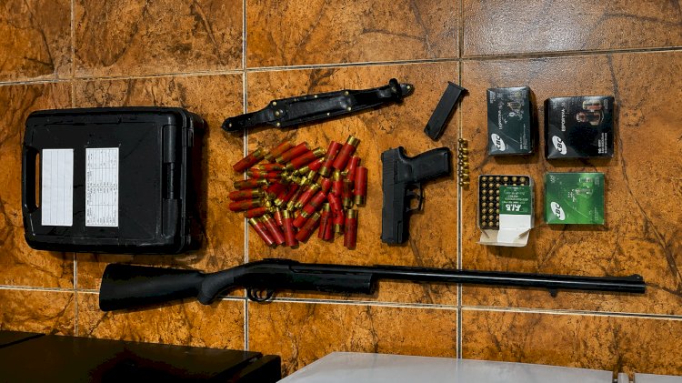 HOMEM É PRESO EM FLAGRANTE POR POSSE ILEGAL DE ARMA, AMEAÇA E VIOLÊNCIA PSICOLÓGICA CONTRA MULHER EM CANARANA