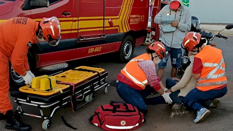 Acidente entre carro e motocicleta deixa duas pessoas feridas em Canarana